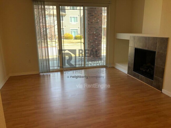 Foto del edificio - 2133 Krisron Rd