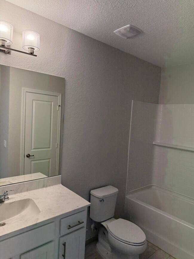 Foto del edificio - 5226 Armina Pl