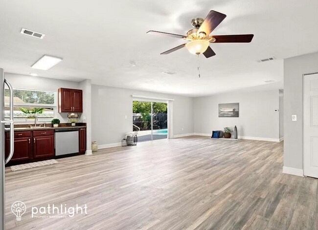 Building Photo - 1403 Overlea Drive
