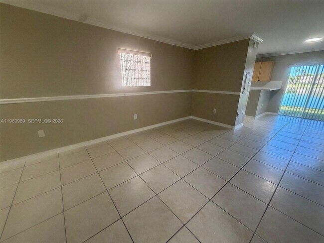 Foto del edificio - 2731 SE 12th Rd