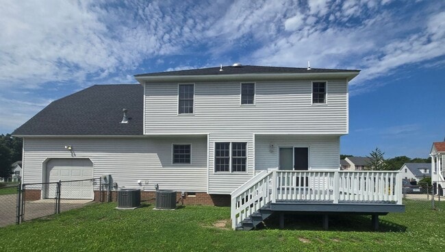 Building Photo - 4316 Shorebird Dr