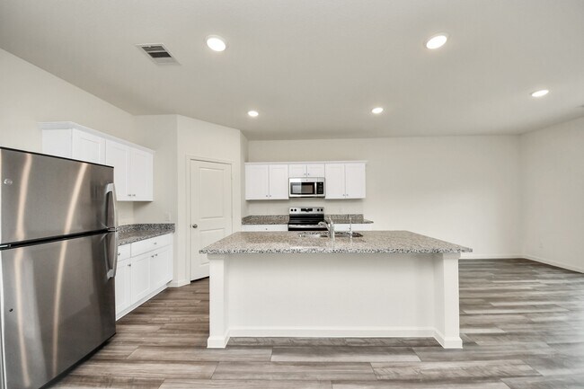 Building Photo - 5819 Bright Keel Dr