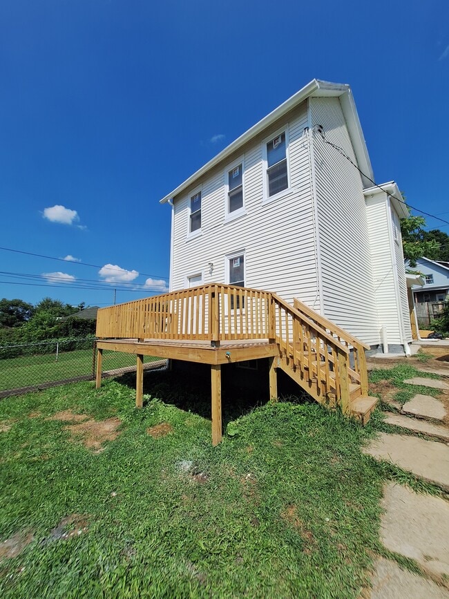 Building Photo - 1916 Constitution Blvd