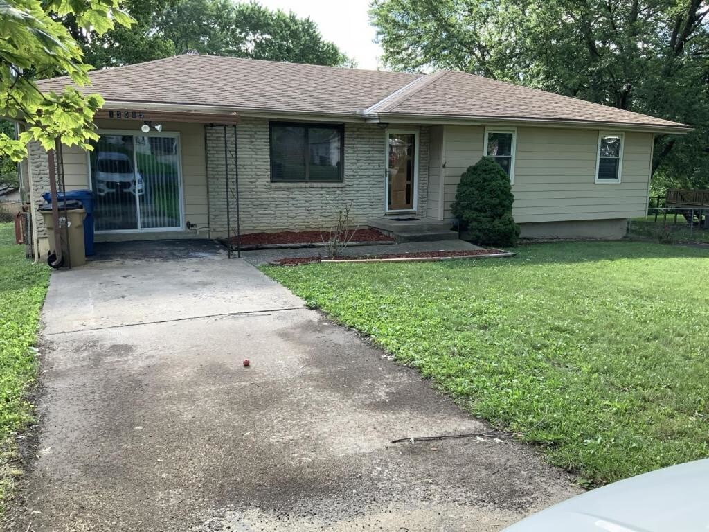 Primary Photo - 15505 Allen Ave