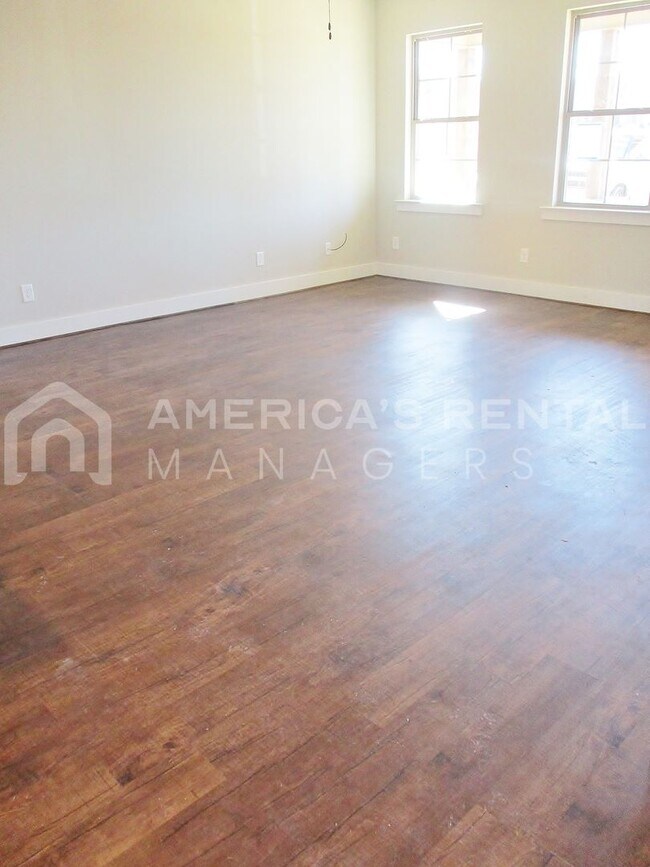 Foto del edificio - Town Home for Rent in Calera! Coming Soon!  DEPOSIT PENDING!!