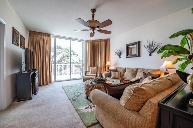 Foto del edificio - 2668 Beach Blvd. Unit 302