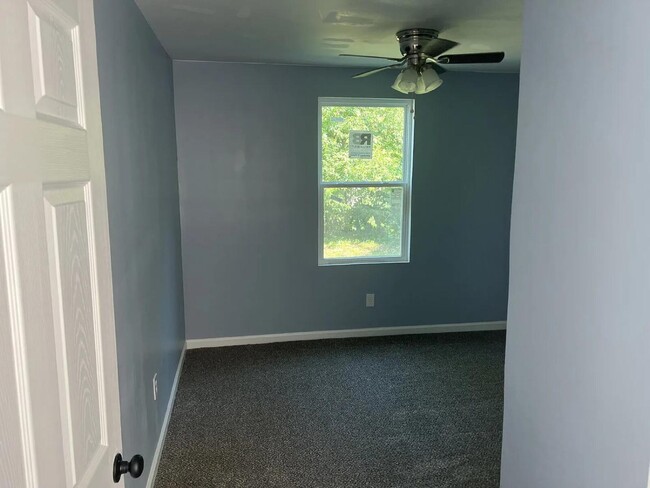 Foto del edificio - 1664 Brinson St