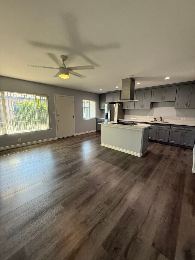Plano de planta - 1244 E. 4th Street Apartments