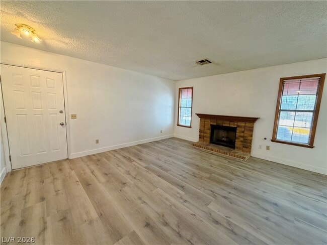 Foto del edificio - 6619 W Tropicana Ave