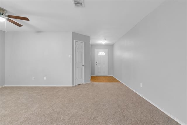 Building Photo - 4004 Thoroughbred Trail