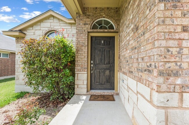 Building Photo - 6609 Sendero Lane