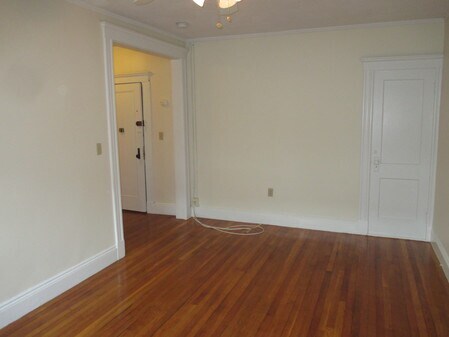 Foto del edificio - 85 Brainerd Rd