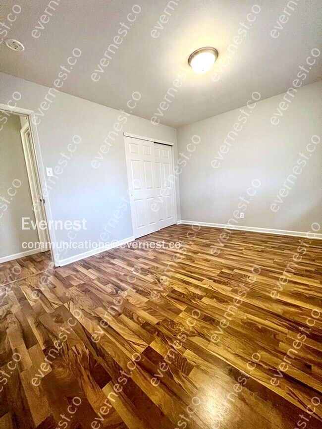 Foto del edificio - 2931 Oriental Dr