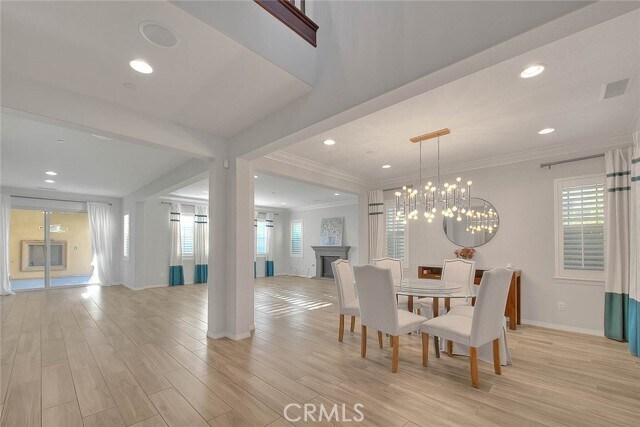 Foto del edificio - 14180 Mountain Ave