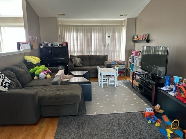 Foto del edificio - 777 Stonewall Ct