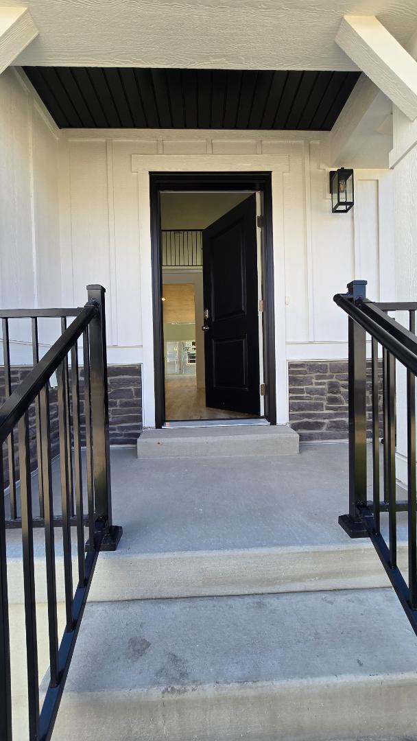 Foto del edificio - 1005 N 3620 W