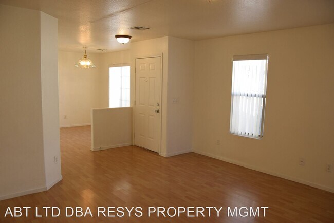 Foto del edificio - 3 br, 2 bath House - 6850 BROADACRES RANCH...