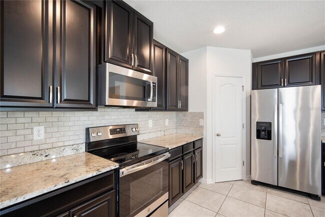 Foto del edificio - 14233 Poke Ridge Dr