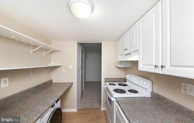 Building Photo - 159 Oberlin Terrace