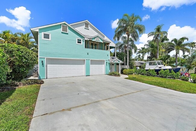 Photo - 3463 Canal Ct House