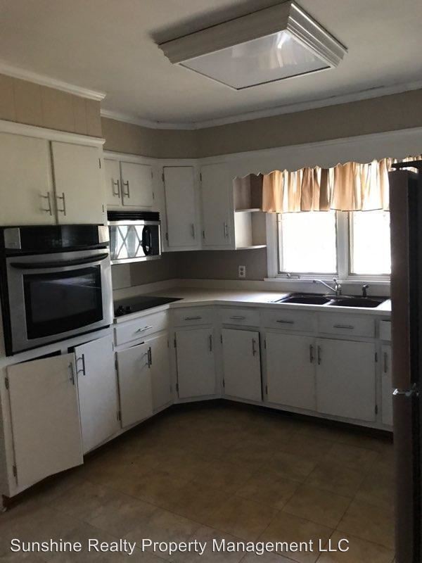 Foto del edificio - 3 br, 2 bath House - 725 E. Main St