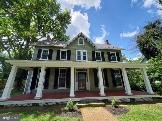 Building Photo - 2125 Shuresville Rd