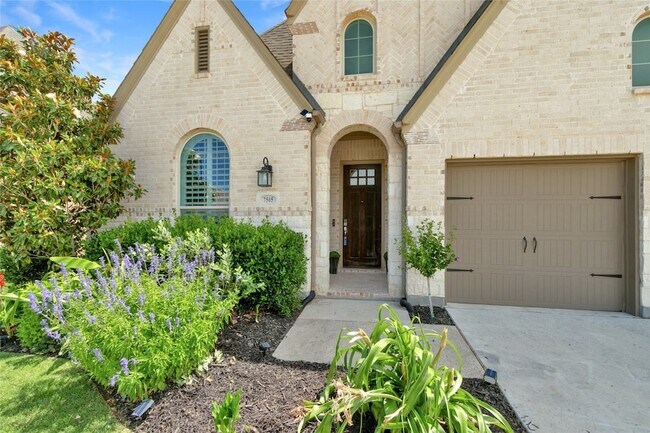 Foto del edificio - 7505 Plumgrove Rd