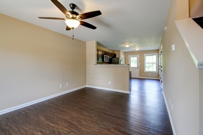 Foto del edificio - 234 Fairview Ln