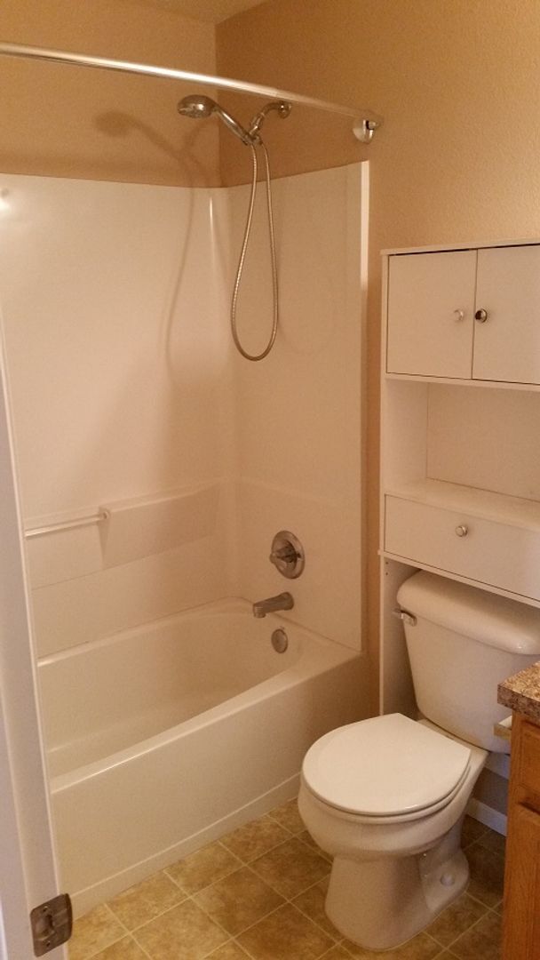 Foto del edificio - Fort Collins Midtown Gem with Garage and Finished Basement