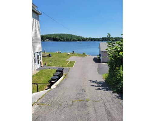 Primary Photo - 232 Millbury Ave