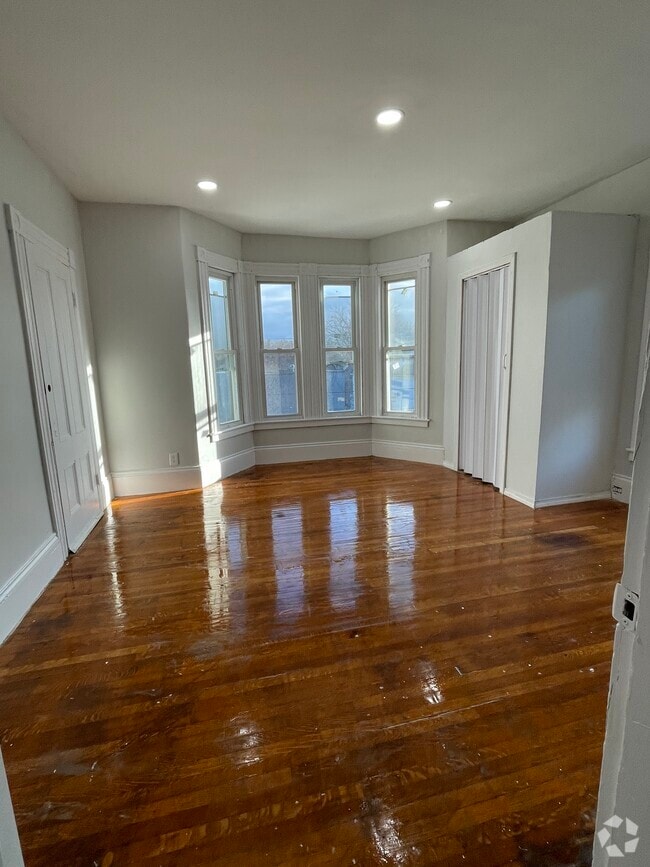 Apartments For Rent in Methuen, MA 166 Rentals
