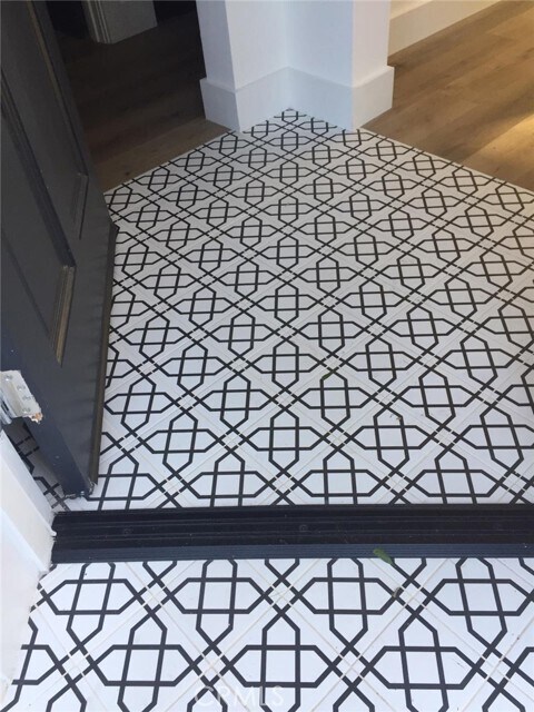 Foto del edificio - 5439 Agnes Ave