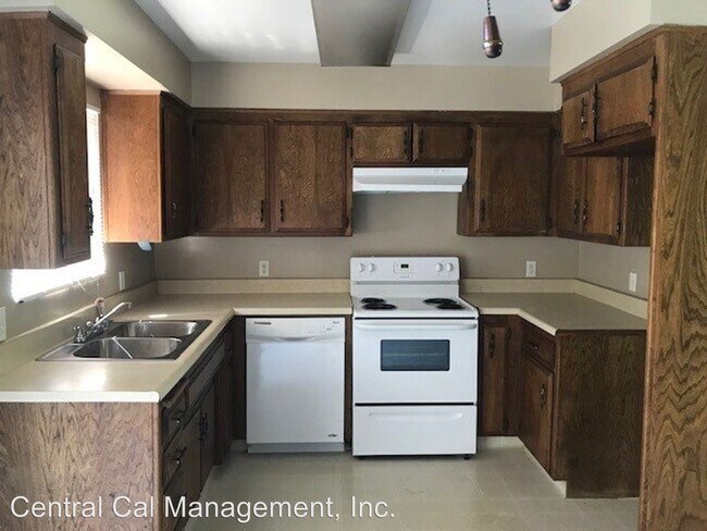 Foto del edificio - 5103 Appleblossom Dr