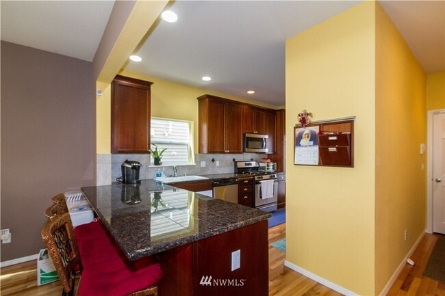 Foto del edificio - Listed For Rent