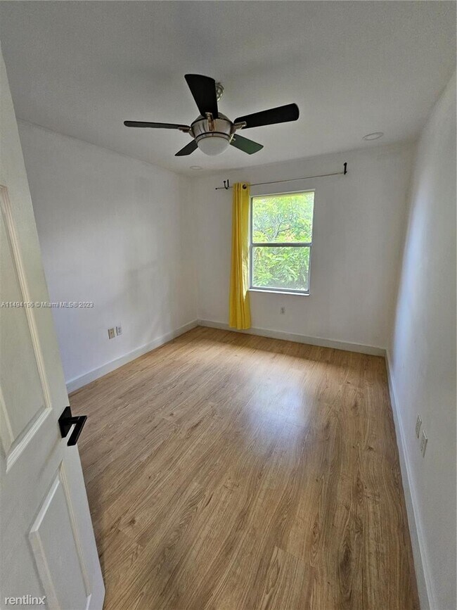 Building Photo - 3 br, 2.5 bath House - 5275 NW 189th Ter