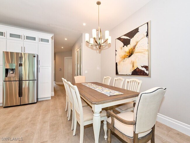 Foto del edificio - 712 108th Ave N