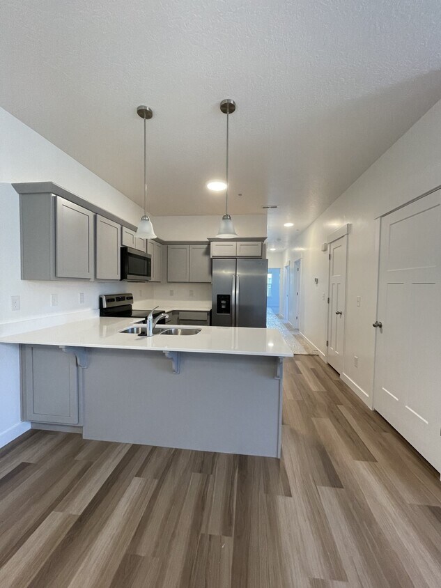 13006 S Keegan Dr Unit 202, Herriman, UT 84096 Condo for Rent in