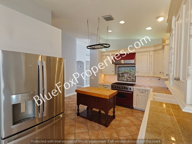 Foto del edificio - 9048 N Palm Brook Dr