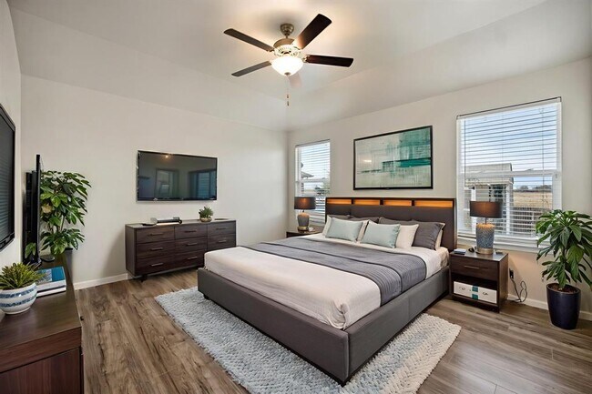 Building Photo - 197 Voss