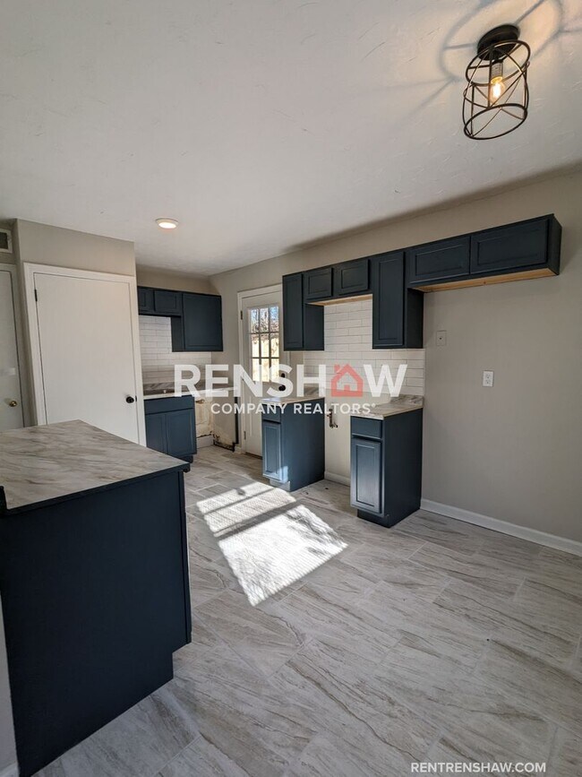 Foto del edificio - Quiet neighborhood- 3 Bed / 1 Bath - Move ...