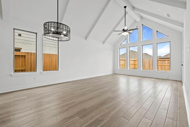 Foto del edificio - 25915 Dawning Torch Trce