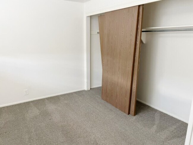 Foto del edificio - 2 Bed / 1 Bath Apartment in Provo!