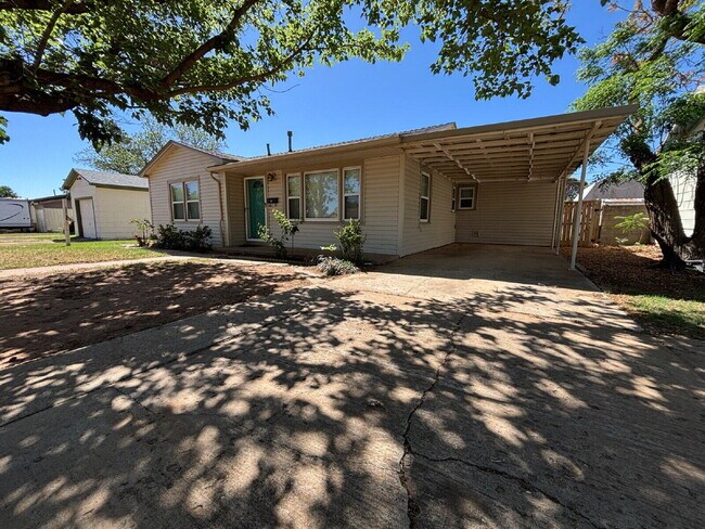 Foto del edificio - 4907 41st St