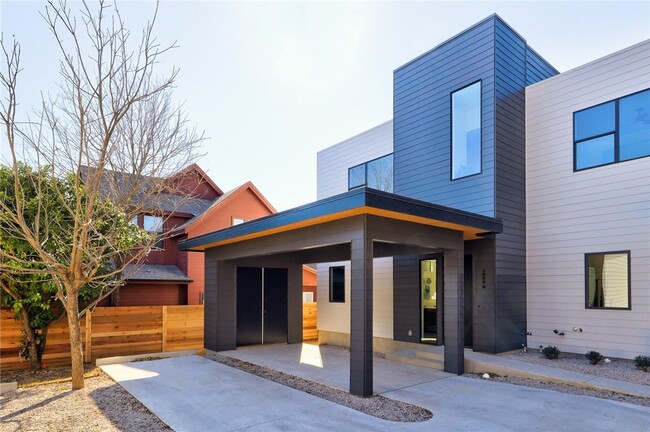 Foto del edificio - 1922 E M Franklin Ave