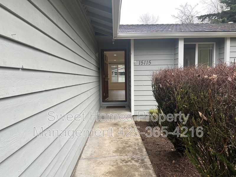 Foto principal - 15115 115th Ave Ct E