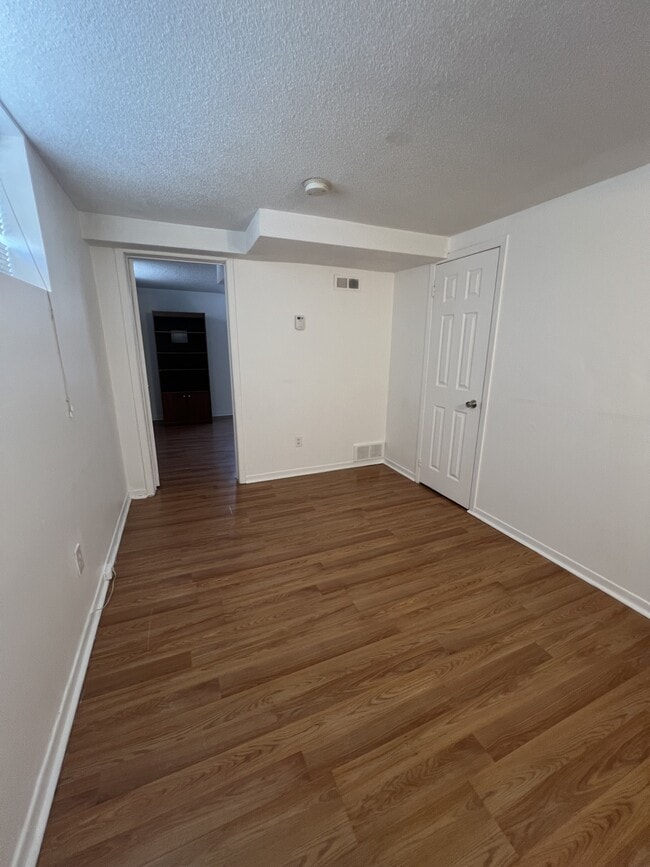 Building Photo - 150 Young St