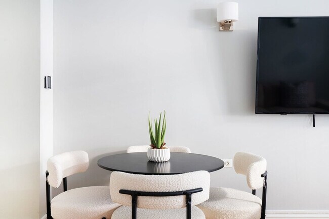 Foto del edificio - 240 W 73rd St