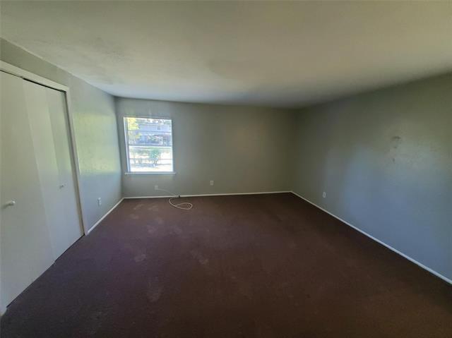 Building Photo - 2847 Linhaven Dr