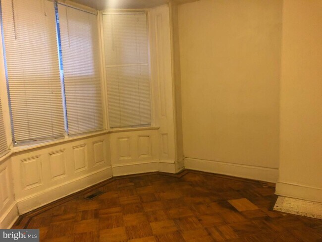 Foto del edificio - 333 S 12th St