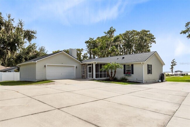 Foto del edificio - 35211 Harbor Shores Rd